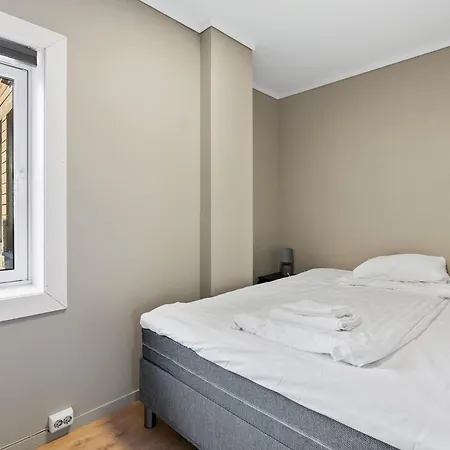 Ny Sentral Og Moderne Apartment