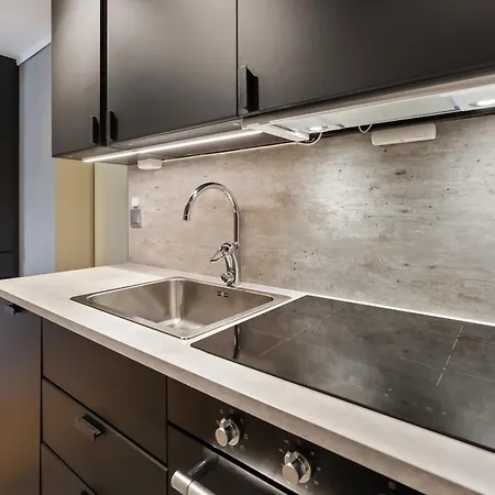 Ny Sentral Og Moderne Apartman