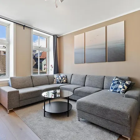 Apartman Ny Sentral Og Moderne